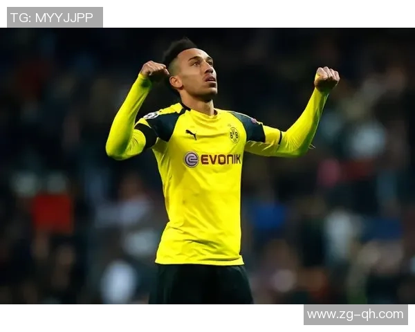 盘点足球巨星的生日与成长轨迹 揭秘那些与我们同一天出生的传奇球员