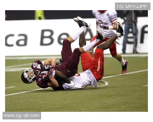 足球球星遭遇恶意攻击身体受伤 引发全球关注和热议 足球球星遭遇恶意攻击身体受伤 引发全球关注和热议